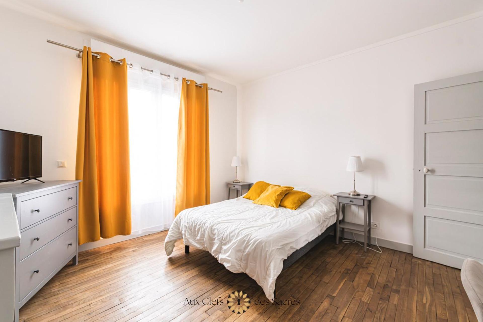 Maison De Ville Avec Cour Place Luton Reims Eksteriør billede